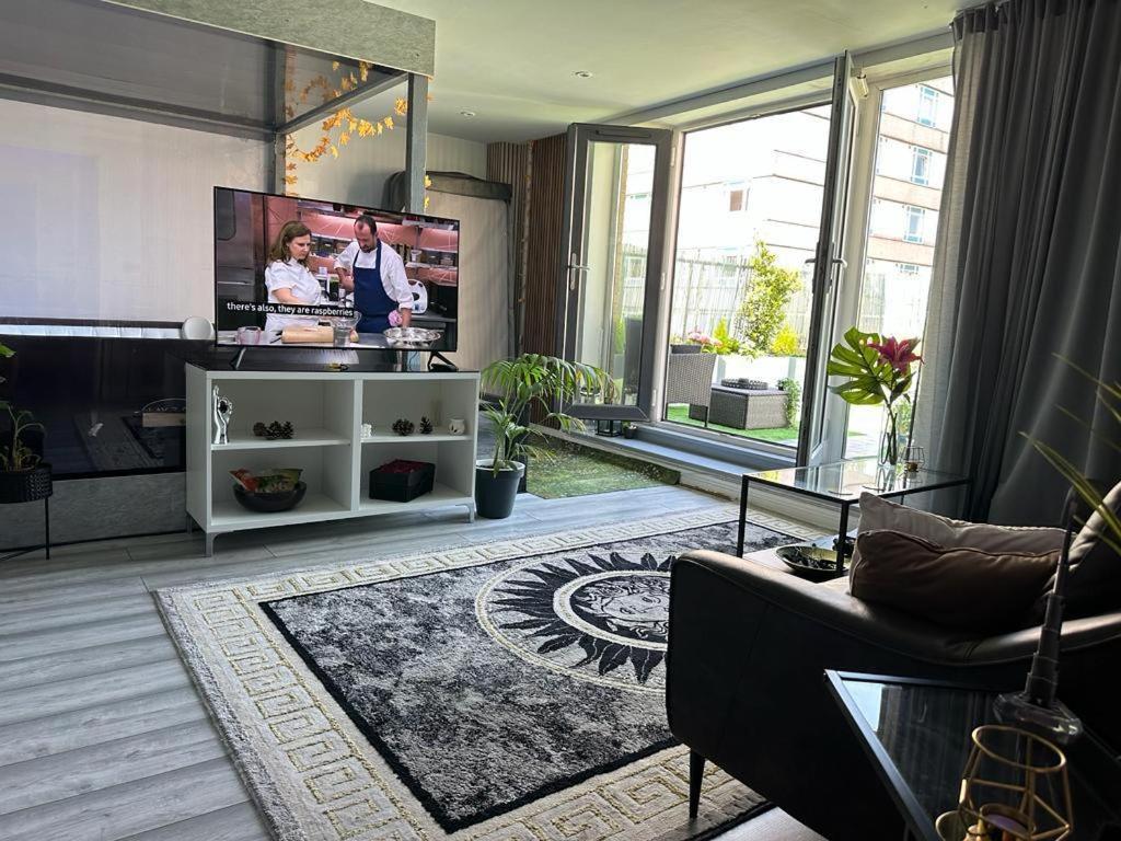 Apartment Unique Penthouse With Jacuzzi & Garden *