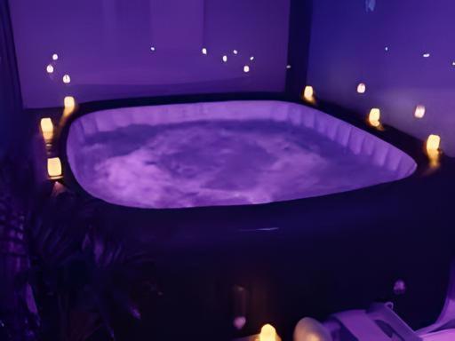 Apartment Unique Penthouse With Jacuzzi & Garden